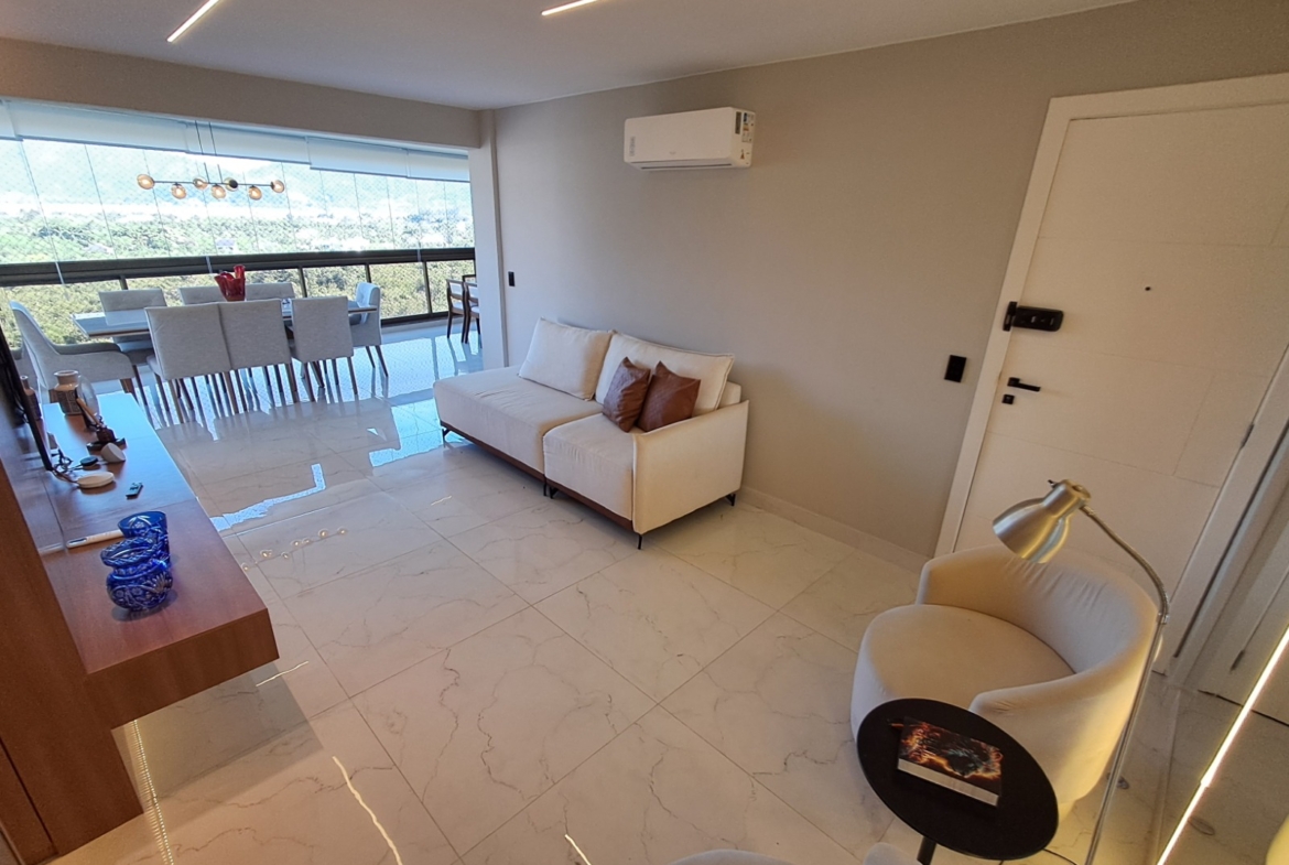 Cobertura Linear Porteira Fechada, com 180 m², 3 Suítes no Recreio dos Bandeirantes.
