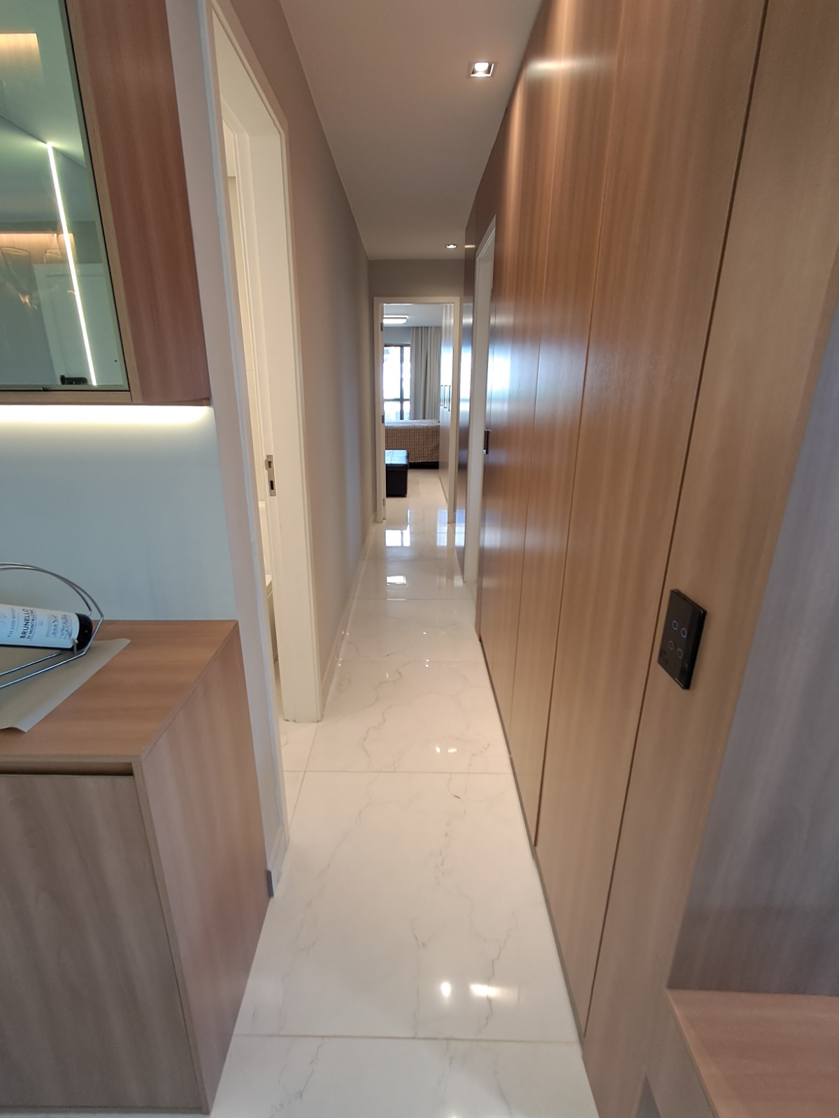 Cobertura Linear Porteira Fechada, com 180 m², 3 Suítes no Recreio dos Bandeirantes.