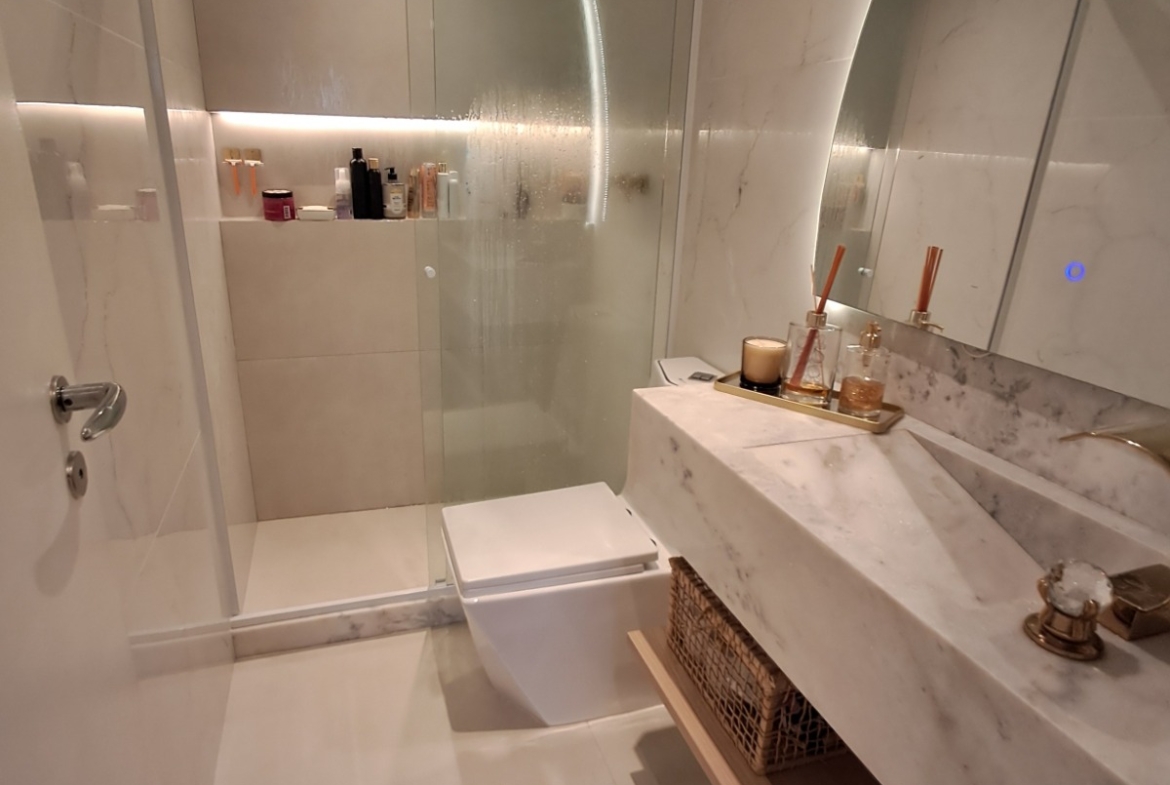 Cobertura Linear Porteira Fechada, com 180 m², 3 Suítes no Recreio dos Bandeirantes.