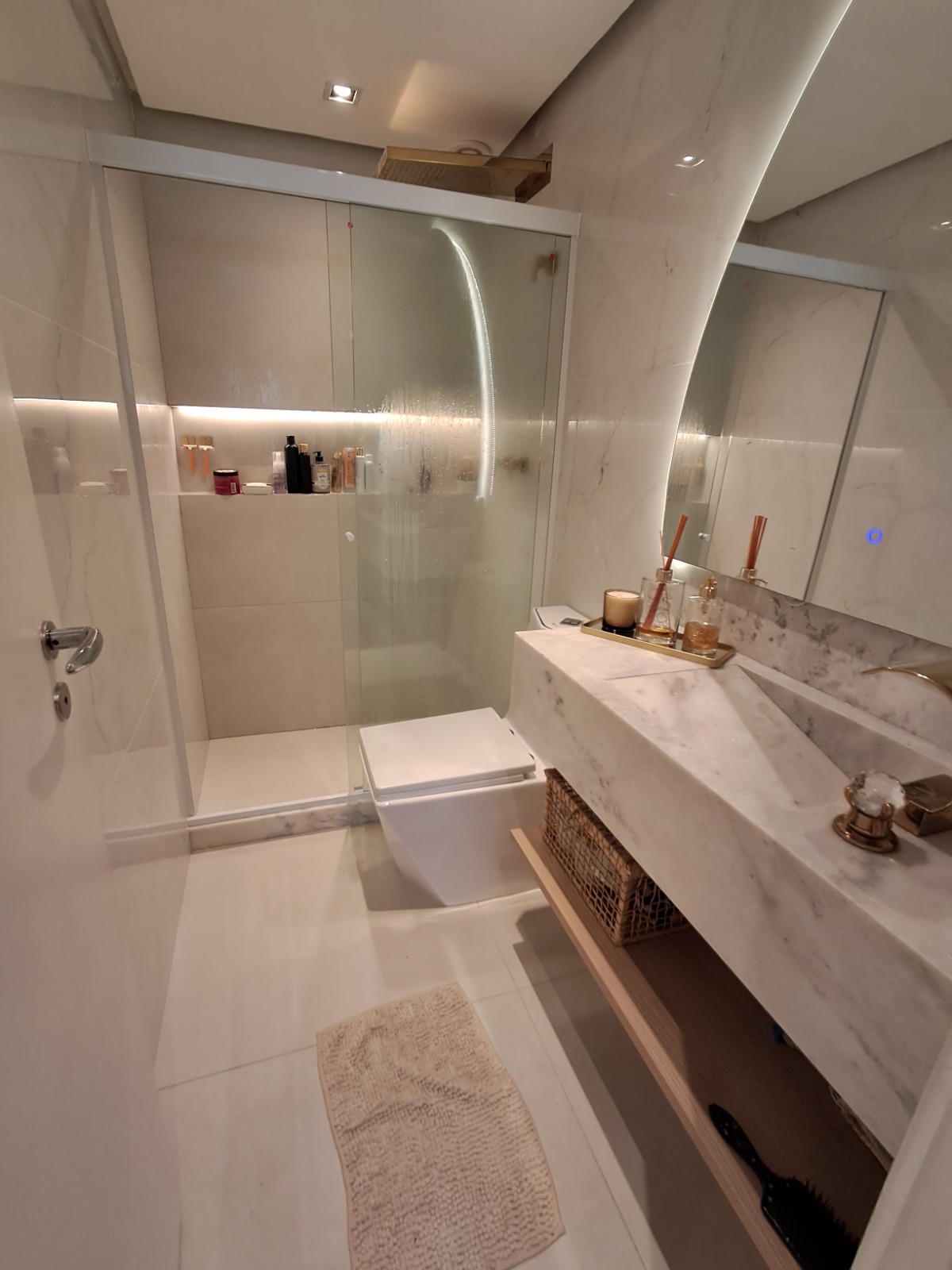 Cobertura Linear Porteira Fechada, com 180 m², 3 Suítes no Recreio dos Bandeirantes.