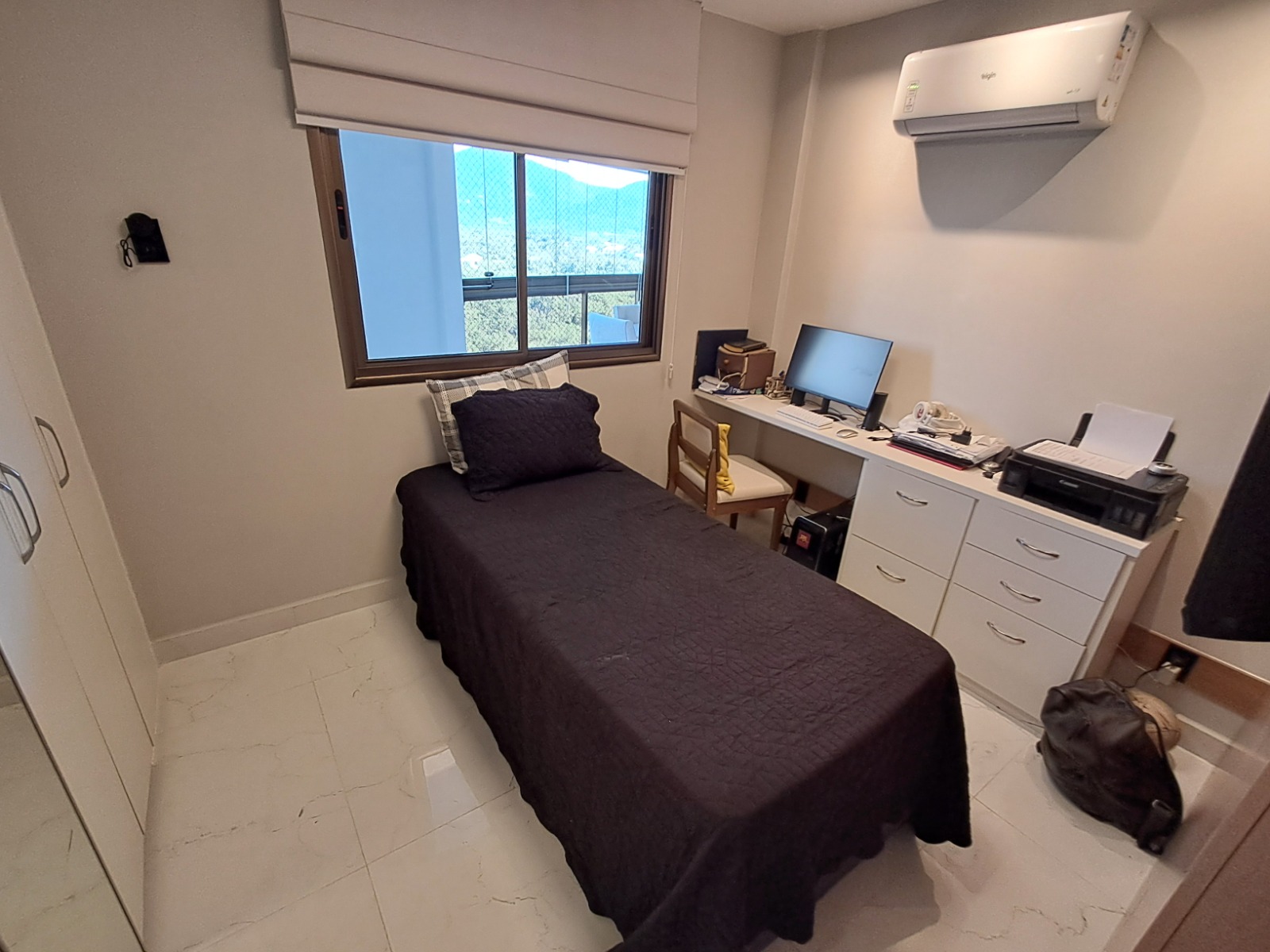Cobertura Linear Porteira Fechada, com 180 m², 3 Suítes no Recreio dos Bandeirantes.