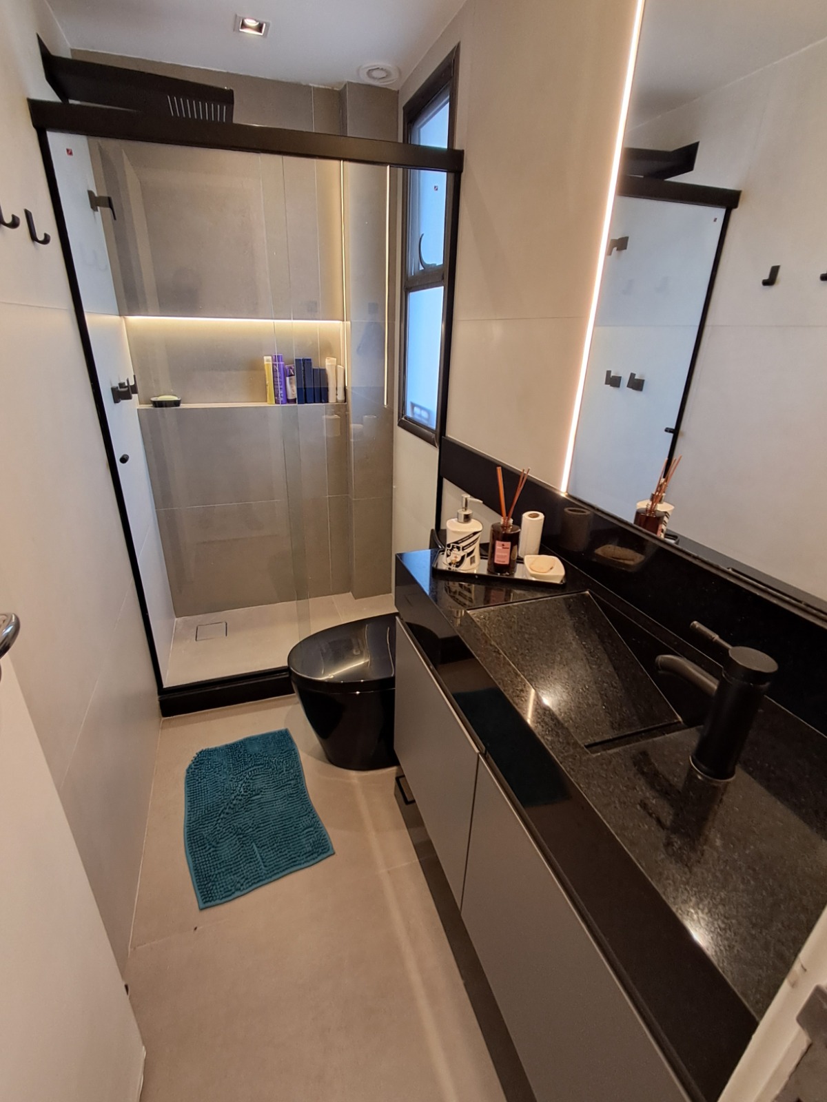 Cobertura Linear Porteira Fechada, com 180 m², 3 Suítes no Recreio dos Bandeirantes.
