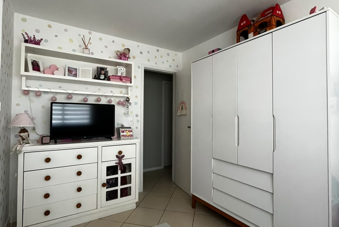 Apartamento à venda na Freguesia (Jacarepaguá) com 3 quartos, 1 suíte.