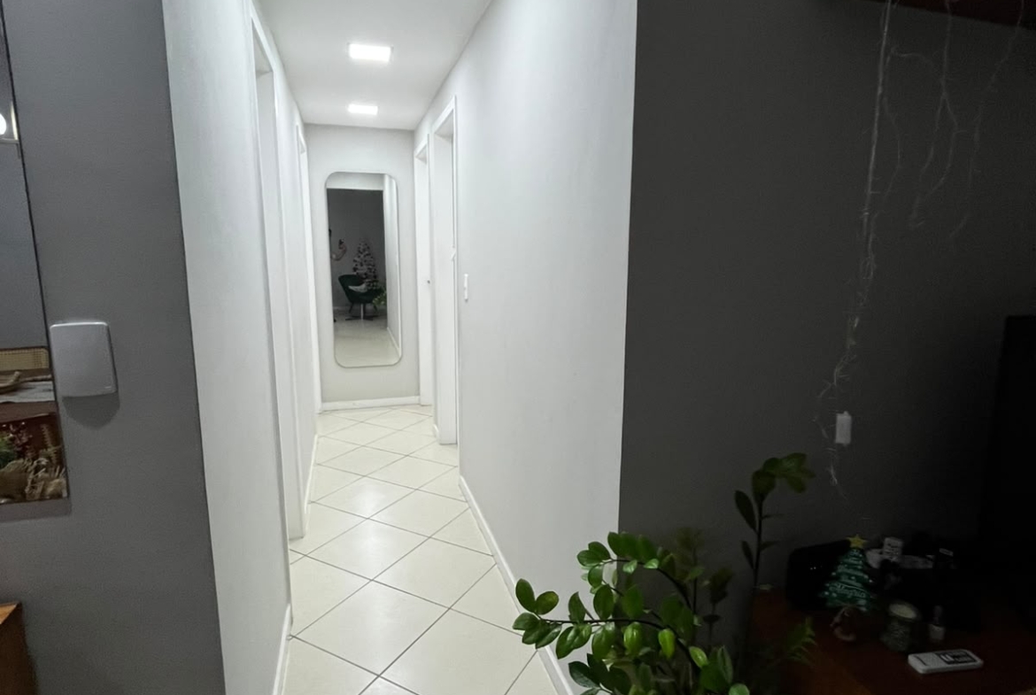 Apartamento à venda na Freguesia (Jacarepaguá) com 3 quartos, 1 suíte.