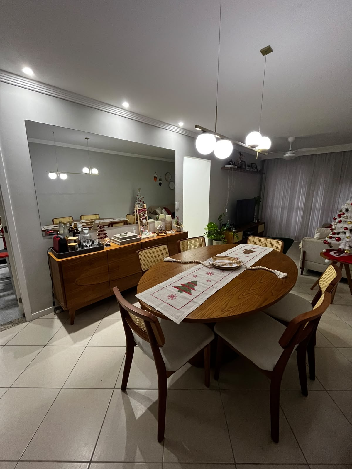 Apartamento à venda na Freguesia (Jacarepaguá) com 3 quartos, 1 suíte.