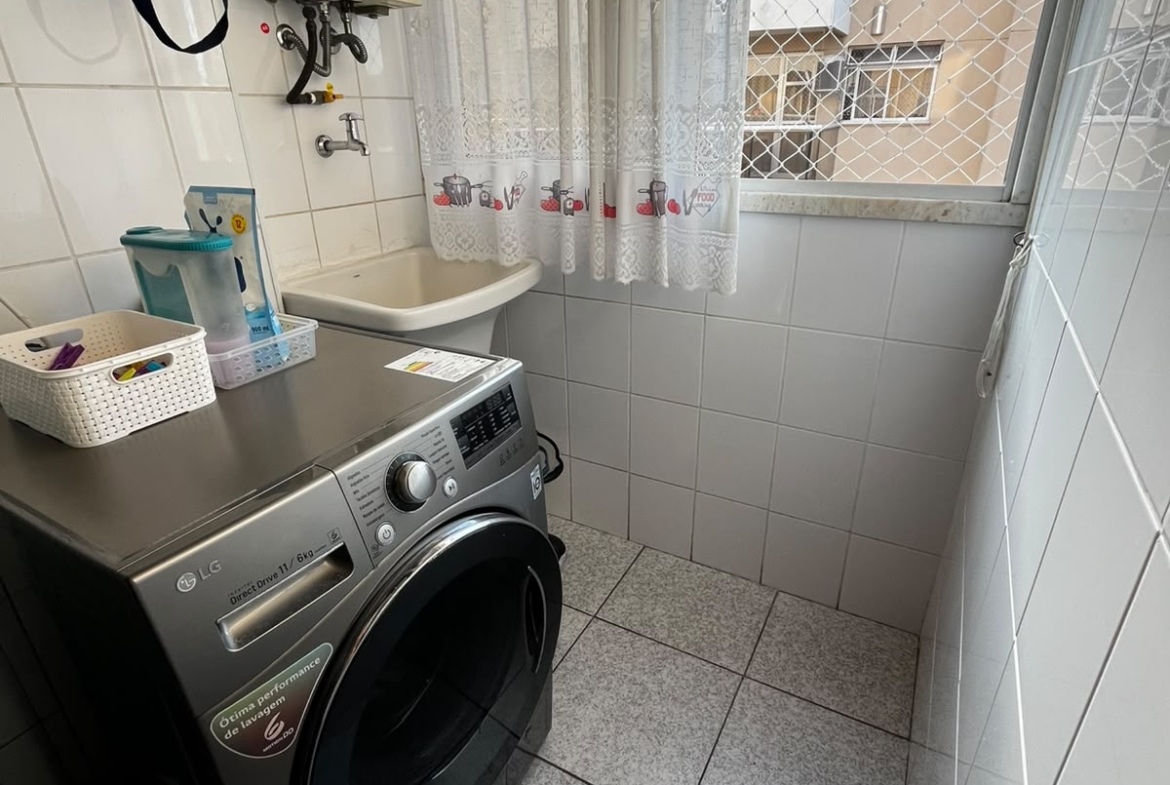 Apartamento à venda na Freguesia (Jacarepaguá) com 3 quartos, 1 suíte.