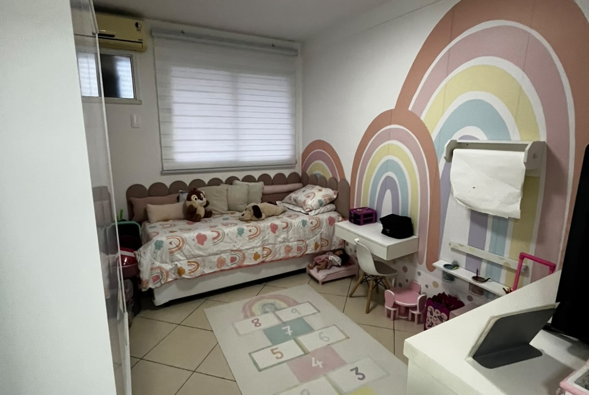 Apartamento à venda na Freguesia (Jacarepaguá) com 3 quartos, 1 suíte.