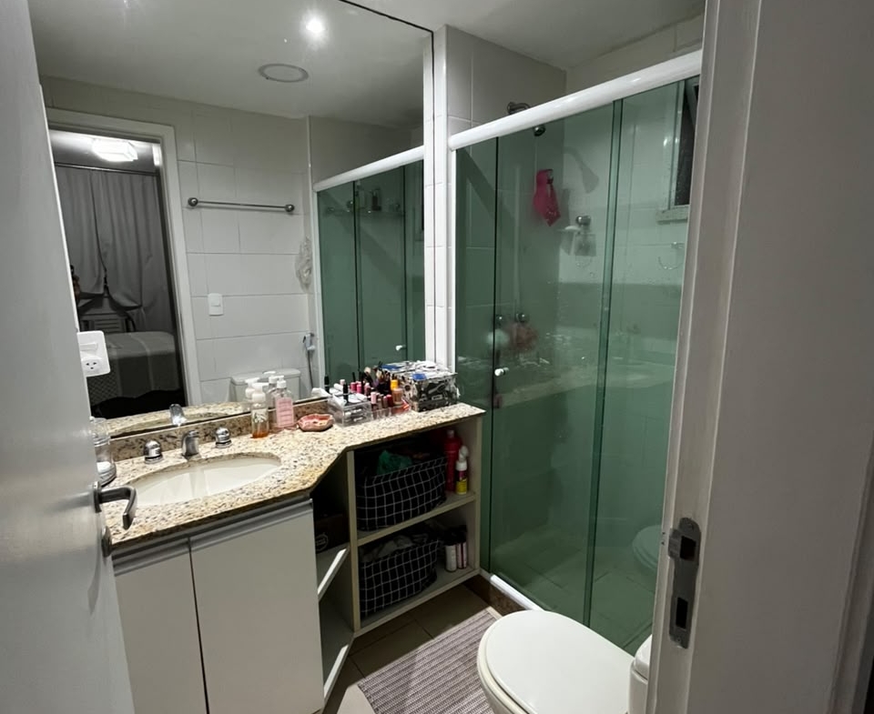Apartamento à venda na Freguesia (Jacarepaguá) com 3 quartos, 1 suíte.